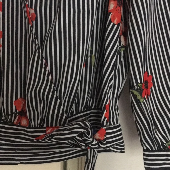 Floral striped cropped blouse - Picture 2 of 5